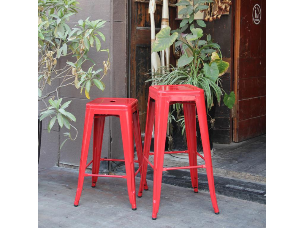 Glossy red industrial-style bar stool - Height 66 cm QVRA68963
